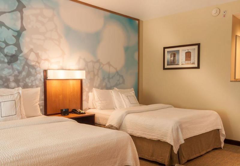 هتل Courtyard By Marriott San Salvador