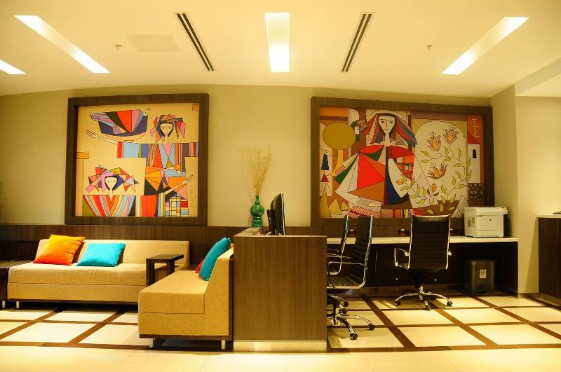 هتل Courtyard By Marriott San Salvador
