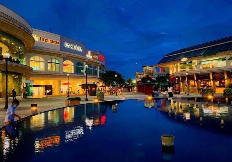 هتل Courtyard By Marriott San Salvador