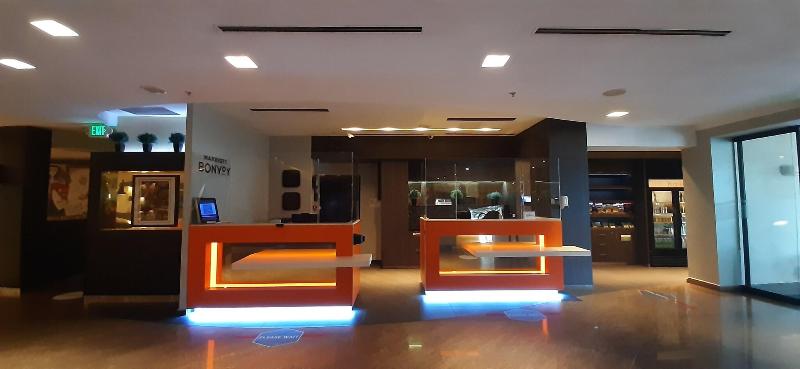 هتل Courtyard By Marriott San Salvador