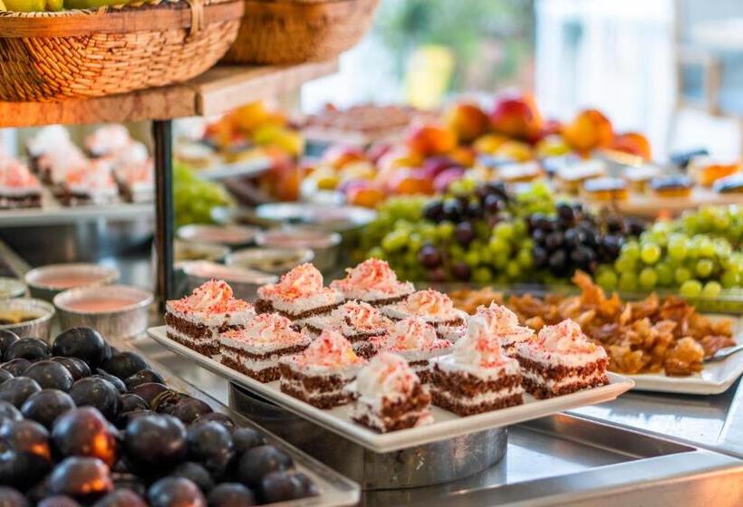 Dragut Point North Hotel   All Inclusive