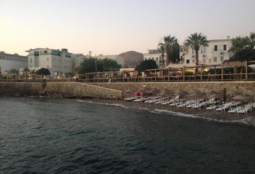 Dragut Point North Hotel   All Inclusive