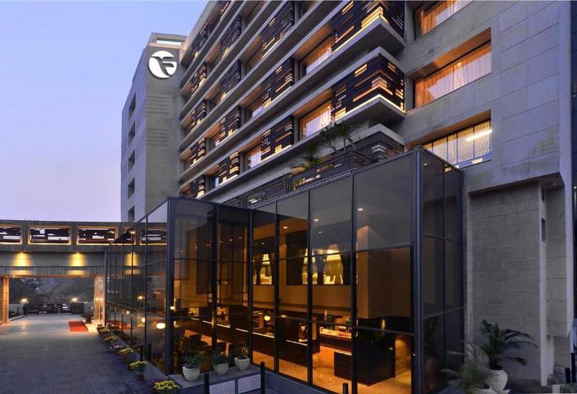 Fortune District Centre, Ghaziabad   Member Itc S Hotel Group