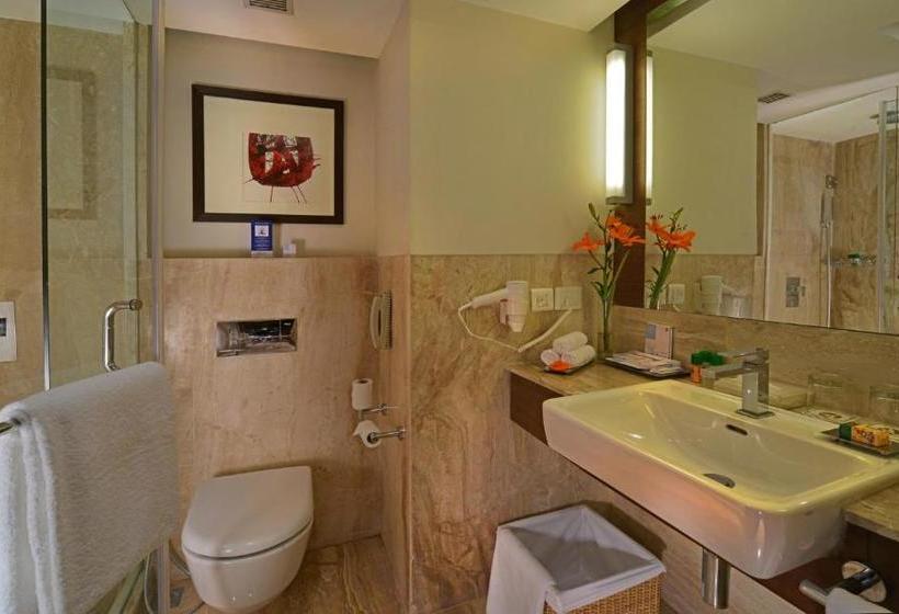 Fortune District Centre, Ghaziabad   Member Itc S Hotel Group