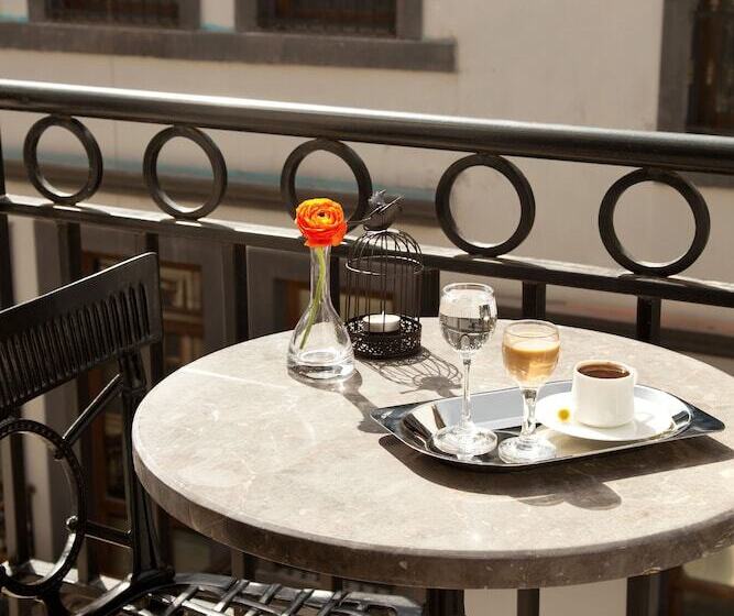 Fotos del hotel Gravis Suites:  24