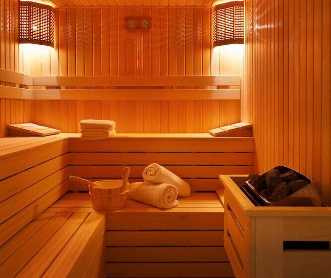 Fotos del hotel Gravis Suites:  11