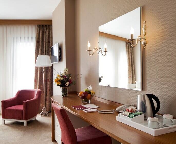 Fotos del hotel Gravis Suites:  17