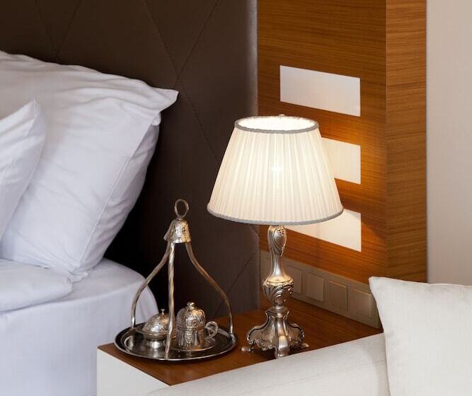 Fotos del hotel Gravis Suites:  14