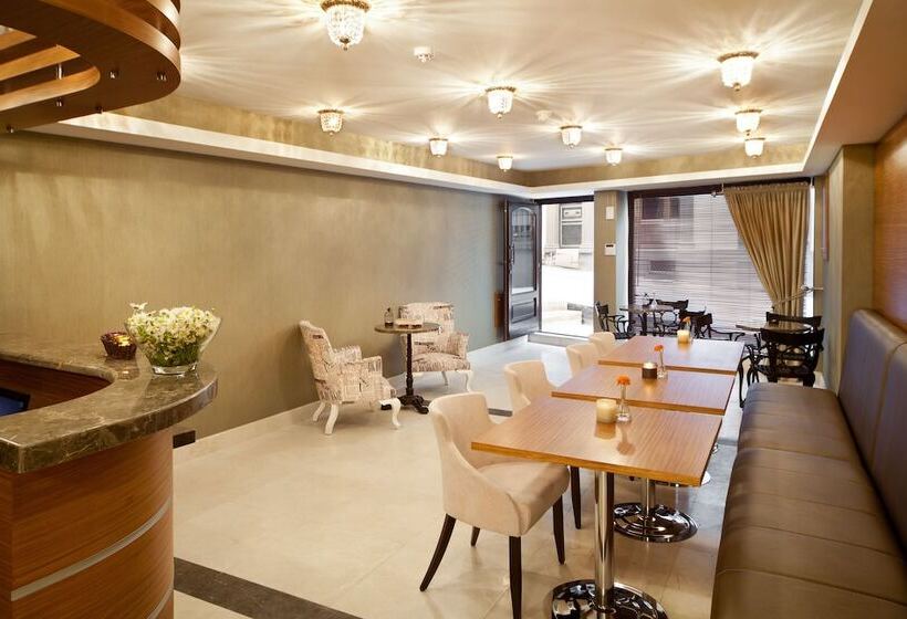 Fotos del hotel Gravis Suites:  15