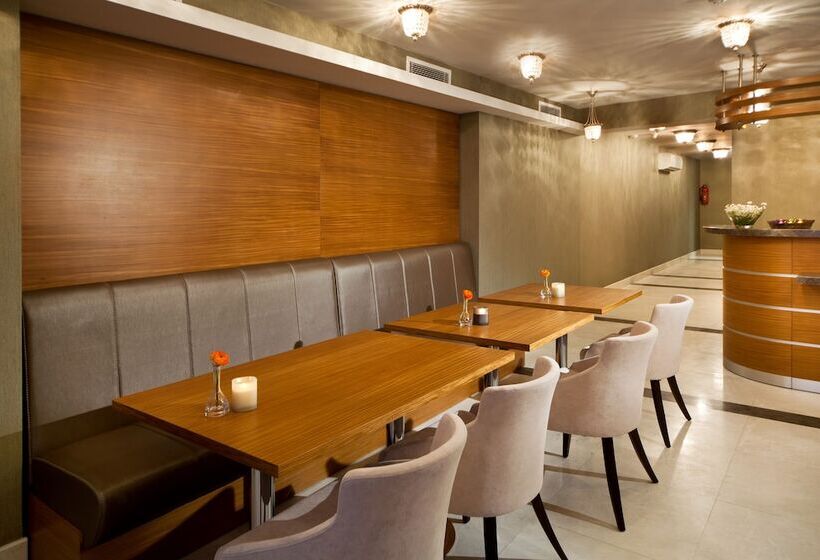 Fotos del hotel Gravis Suites:  19