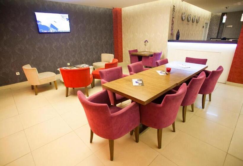 Fotos del hotel Helikon Business:  21