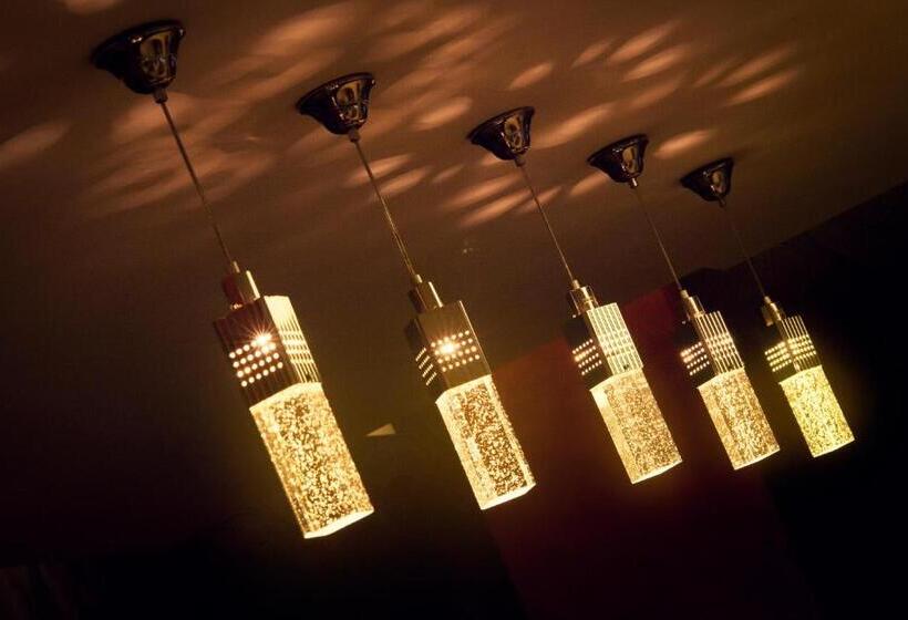 Fotos del hotel Helikon Business:  14