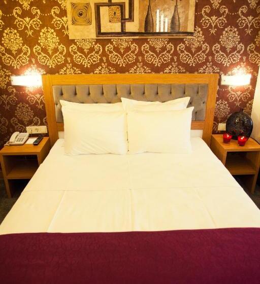 Fotos del hotel Helikon Business:  10