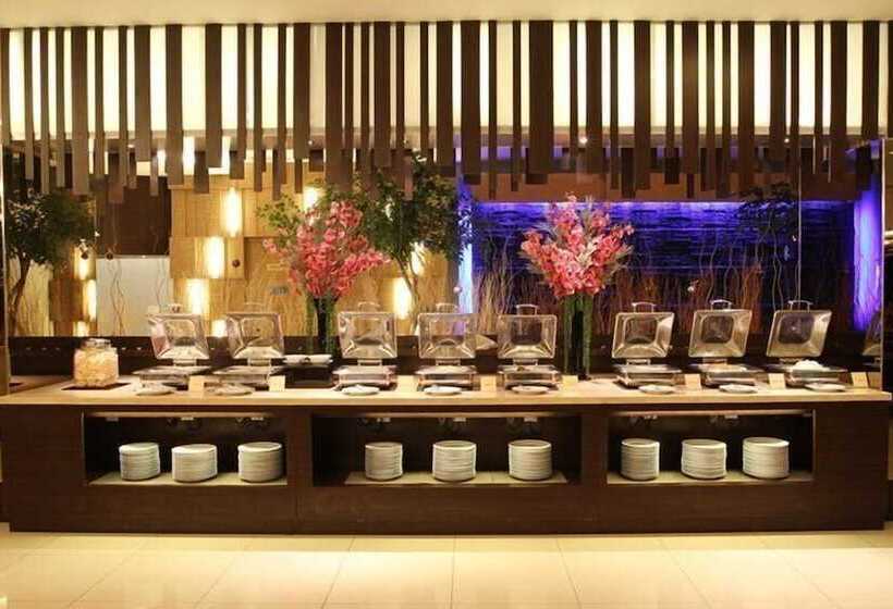 هتل Horison Grand Serpong