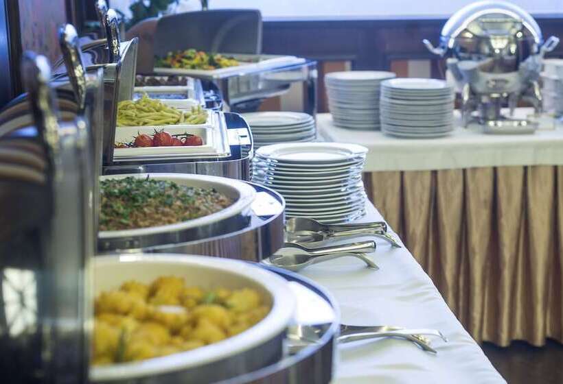 هتل Kryształ Conference & Spa