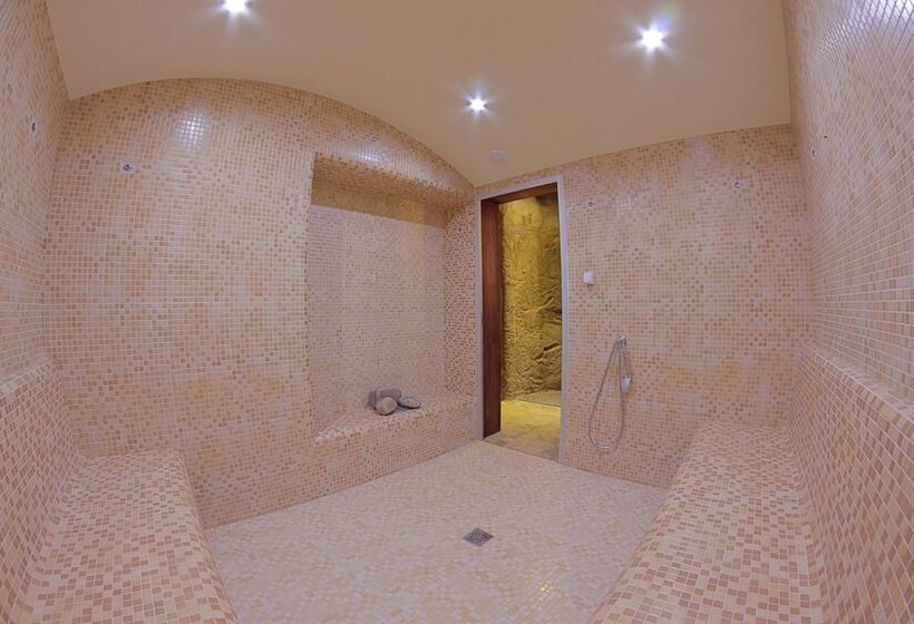 هتل Kryształ Conference & Spa