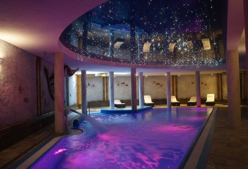 هتل Kryształ Conference & Spa
