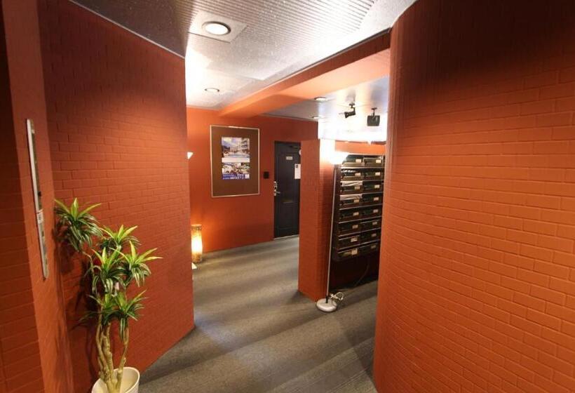 בית מלון כפרי Livemax Budget Fuchu