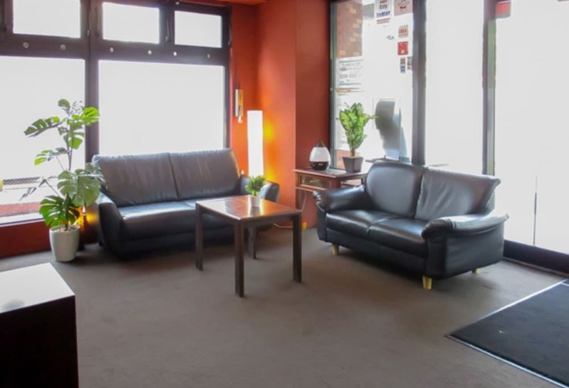 בית מלון כפרי Livemax Budget Fuchu