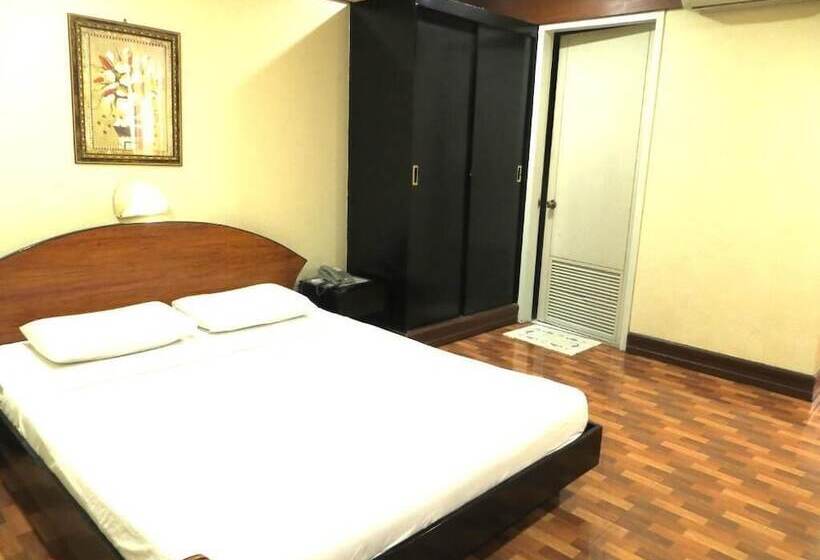 Fotos del hotel Paragon Suites:  19