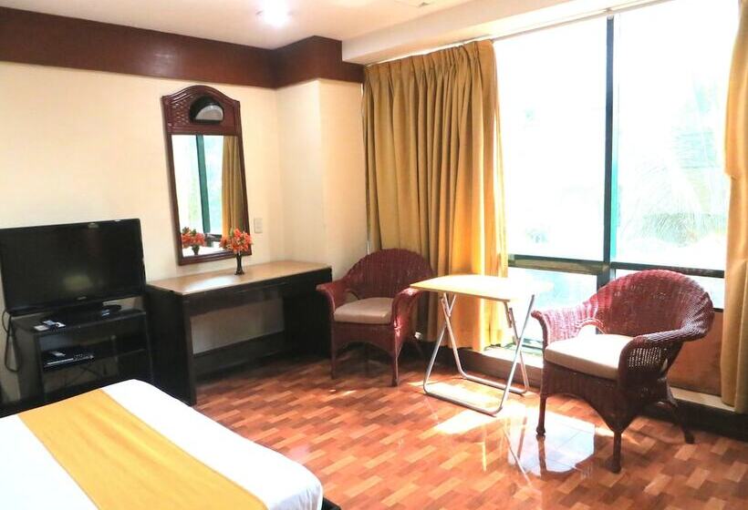 Fotos del hotel Paragon Suites:  3