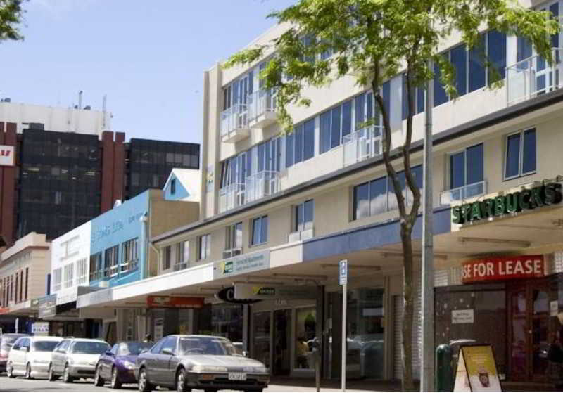 Отель Quest On Ward Serviced Apartments