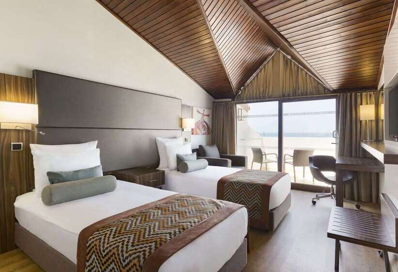 هتل Ramada Resort By Wyndham Akbuk  All Inclusive
