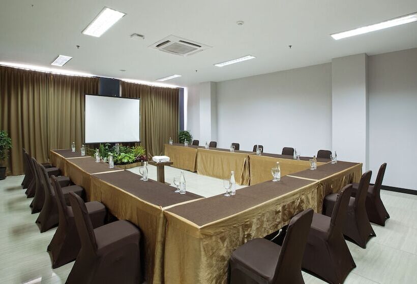 Fotos del hotel Collection O 17  Btc Bandung:  5