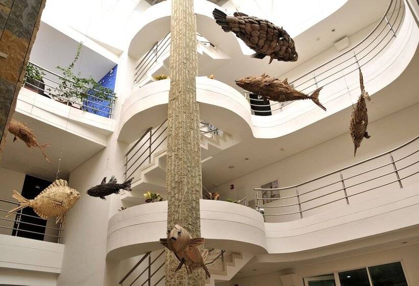 هتل Santa Marta Real