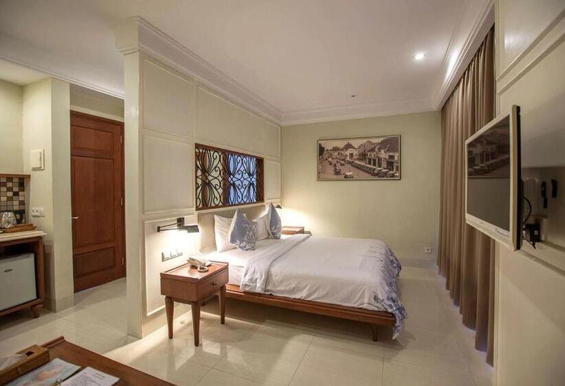 Fotos del hotel Seminyak Lagoon All Suites:  14
