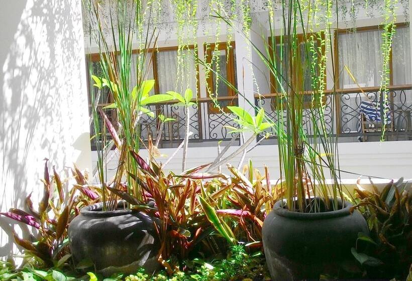 Fotos del hotel Seminyak Lagoon All Suites:  28
