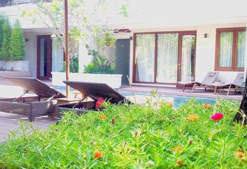 Fotos del hotel Seminyak Lagoon All Suites:  7