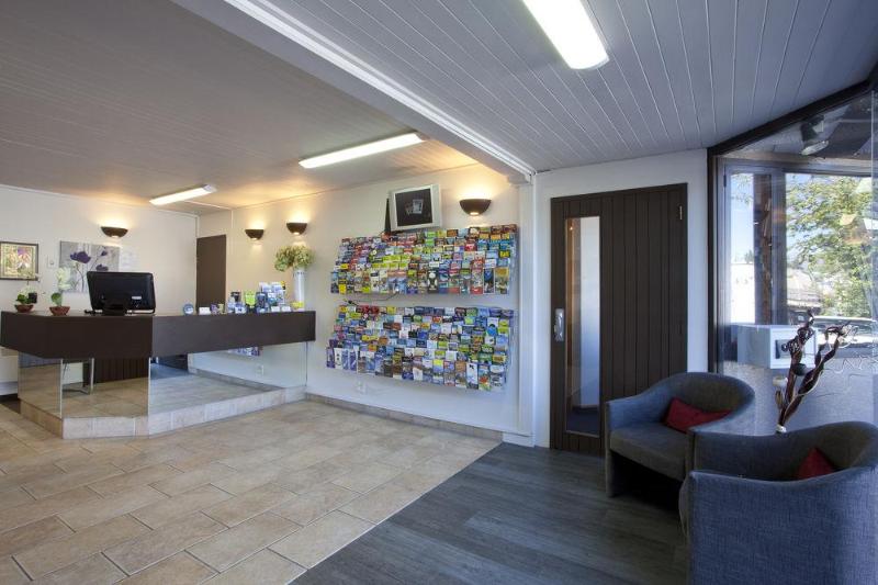 هتل The Lofts Apartments