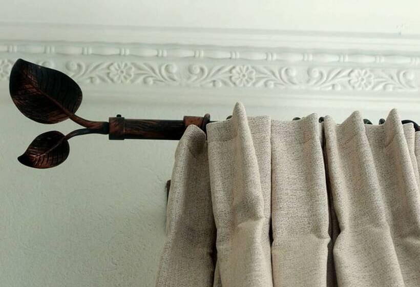 هتل The Lotus Tree