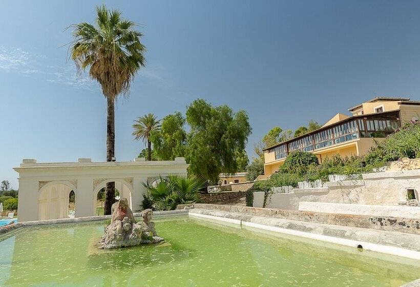 هتل Villa Calandrino