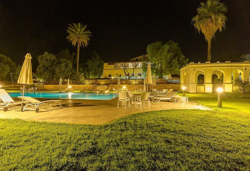 هتل Villa Calandrino