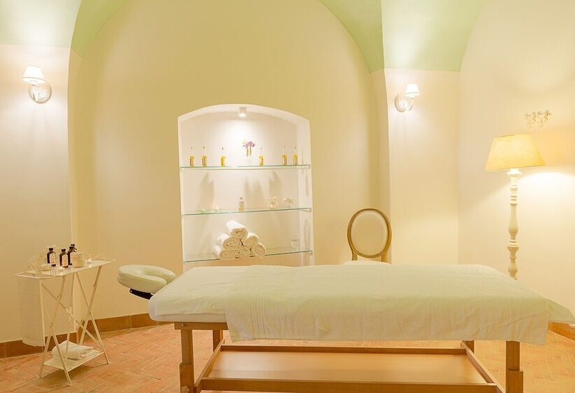 هتل Villa Calandrino