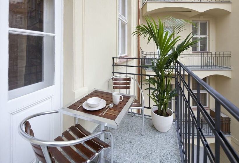 Old Town Dusni Apartments