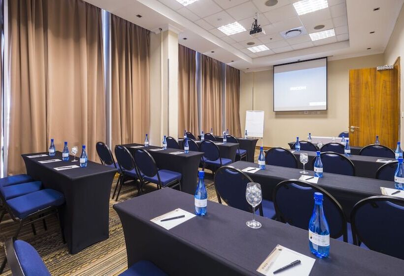 Protea Hotel By Marriott Gaborone Masa Square