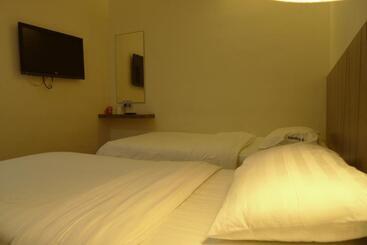 9 Square Hotel Kota Damansara