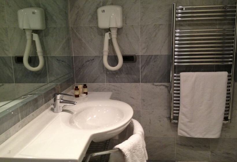 هتل Albergo Ristorante Paradiso
