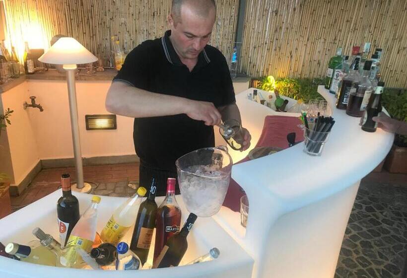 هتل Albergo Ristorante Paradiso