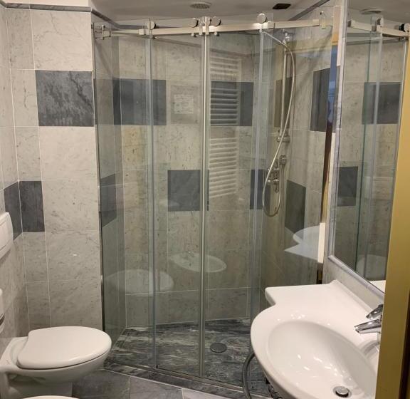 هتل Albergo Ristorante Paradiso