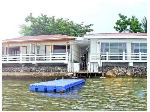 호텔 Bluefins Resort