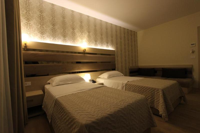 Hotel Capital Tirana  Bruci