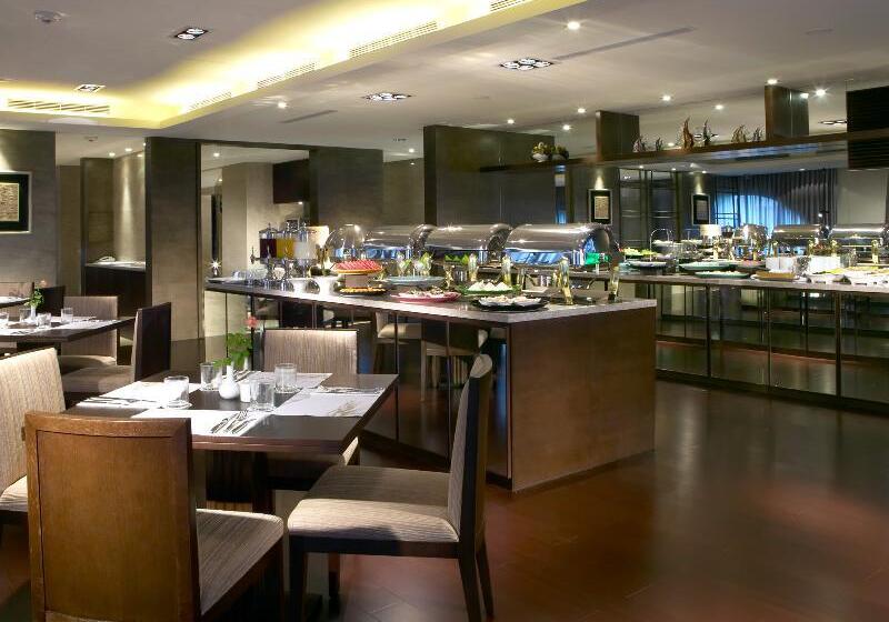 هتل Classic  City Resort