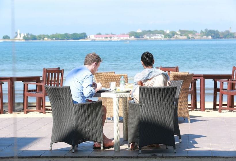 هتل Cocobay Unawatuna