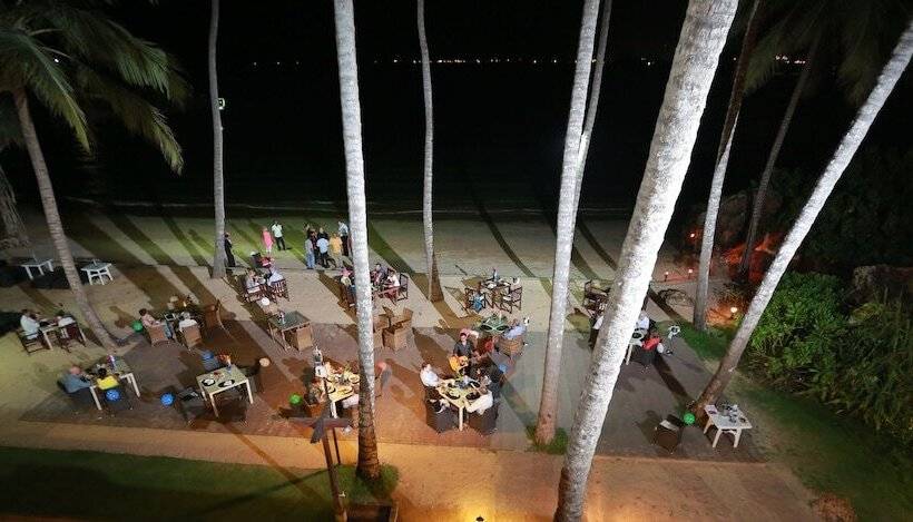 هتل Cocobay Unawatuna