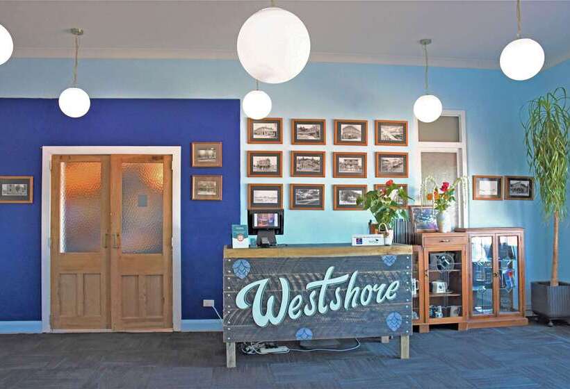 هتل Comfort Inn Westshore Beach