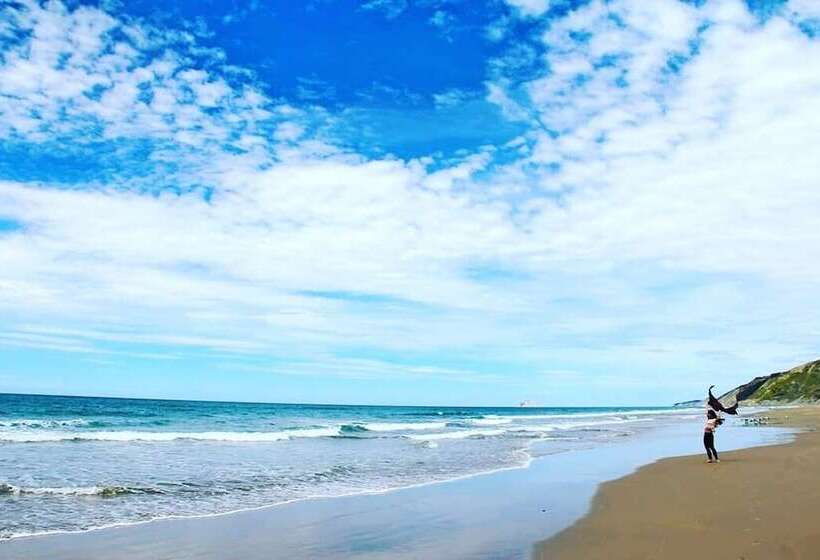 هتل Comfort Inn Westshore Beach